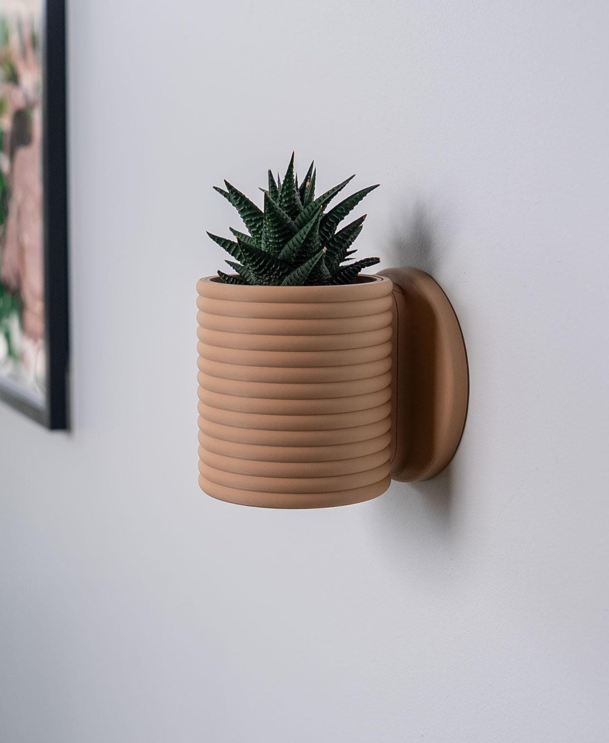 Vægplantepotte Poppy – 3M Command Strips, skruer eller IKEA SKÅDIS
