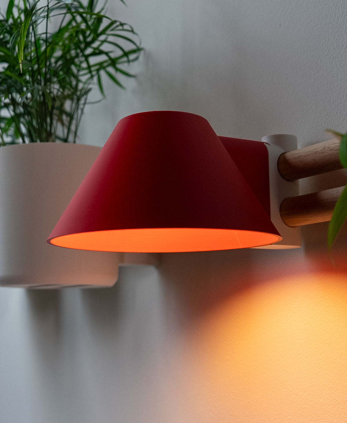 Trådløs lampe til GROLINJE vægplantesystem – 16 farver